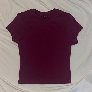 Uniqlo Women's Dark Red Short Sleeve Tee